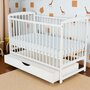 Patut din lemn bebe, 120x60 cm, Cu sertar cu capac, Din lemn de pin si mdf, Stabil si rezistent, Inaltime saltea reglabila pe 3 nivele, Laterala cu 3 bete detasabile, EN716-1, EN716-2, Alb, Babyneeds, Ola - 2