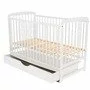 Patut din lemn bebe, 120x60 cm, Cu sertar cu capac, Din lemn de pin si mdf, Stabil si rezistent, Inaltime saltea reglabila pe 3 nivele, Laterala cu 3 bete detasabile, EN716-1, EN716-2, Alb, Babyneeds, Ola + Saltea 10 cm - 9