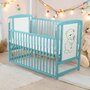Patut din lemn bebe, 120x60 cm, Cu laterala culisanta, Din lemn de pin si mdf, Stabil si rezistent, Inaltime saltea reglabila pe 3 nivele, Laterala cu 3 bete detasabile, EN716-1, EN716-2, Mint, Babyneeds, Timmi + Saltea 10 cm - 3