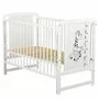 Patut din lemn bebe, 120x60 cm, Cu laterala culisanta, Din lemn de pin si mdf, Stabil si rezistent, Inaltime saltea reglabila pe 3 nivele, Laterala cu 3 bete detasabile, EN716-1, EN716-2, Alb, Babyneeds, Timmi Girafa - 7