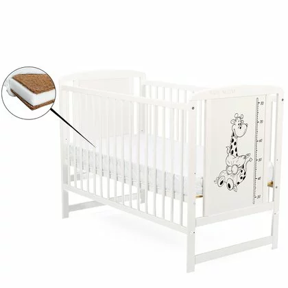 Patut din lemn bebe, 120x60 cm, Din lemn de pin si mdf, Stabil si rezistent, Inaltime saltea reglabila pe 3 nivele, Laterala cu 3 bete detasabile, EN716-1, EN716-2, Alb, Babyneeds, Timmi Girafa + Saltea 10 cm