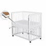 Patut co-sleeper, Qmini, Dalia, Multifunctional, 90x50 cm, Din lemn de pin, Reglabil pe orice treapta de inaltime la patul parintilor, Sistem de ancorare si roti cu frana incluse, Alb + Saltea 8 cm - 1