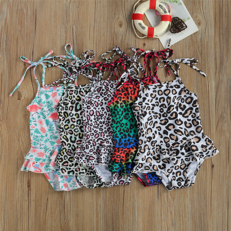 Costum de baie cu volan si bretelute (marime: 90, model: multicolor)