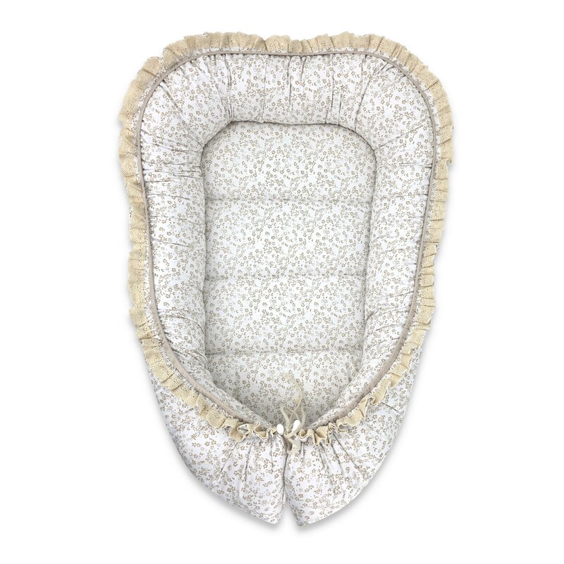 Cosulet bebelus, MimiNu, Premium, Pentru dormit, Baby Nest 55 x 75 cm, Cu Volanase si dantela, Husa 100% bumbac, Din bumbac certificat Oeko Tex Standard 100, Meadow
