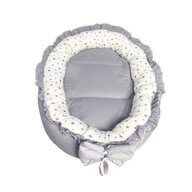 Cuib baby nest bebelusi cu volanase gri - stelute gri pe alb LUX