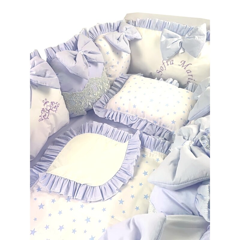 Deseda - lenjeria cu aparatori pat 140x70 cm din 13 pernute albastru pal lux by