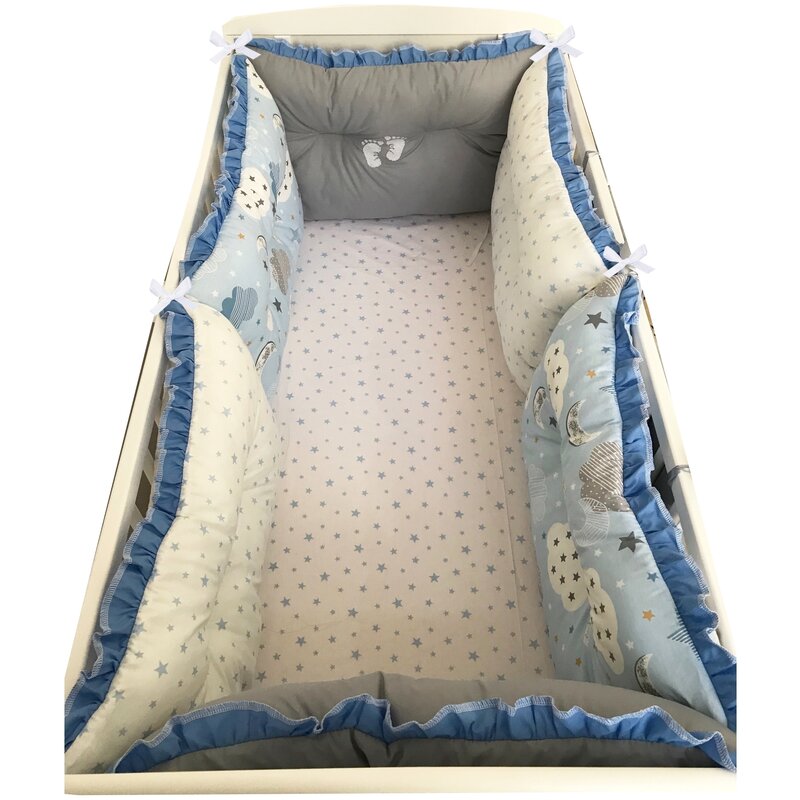 Deseda - lenjerie 10 piese cu 6 aparatori pufoase si buzunar pat 120x60 cm gri-norisori-stelute albastre