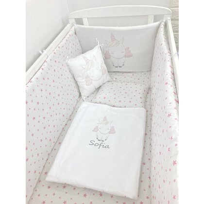 Lenjerie de patut bebelusi Personalizata Imprimata pat 120x60 cm Stelute roz pe alb Unicorn