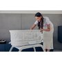 Patut balansoar, Lionelo, Coral, Cu landou ergonomic detasabil, Functie de balansare integrata, Functie de cantar, Sunete si cantece de leagan, Cu roti, Panou tactil sau telecomanda, 0-9 kg, EN 1130:2019+AC:2020,EN 16890:2017+A1:2021, Alb - 29