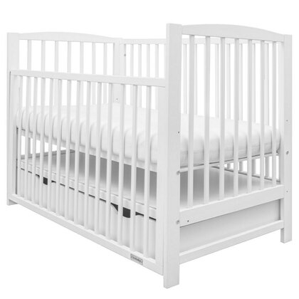 Patut din lemn bebe, 120x60 cm, Cu sertar cu capac si laterala culisanta, Certificat lemn FSC, Reglabil pe inaltime in 3 pozitii, Conform cu EN 716-1:2008, EN 716-2:2008, New Baby, Lilly, White, Resigilat