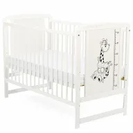 Patut din lemn bebe, 120x60 cm, Din lemn de pin si mdf, Stabil si rezistent, Inaltime saltea reglabila pe 3 nivele, Laterala cu 3 bete detasabile, EN716-1, EN716-2, Alb, Babyneeds, Timmi Girafa
