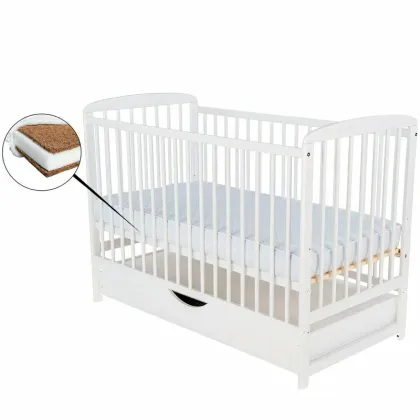 Patut din lemn bebe, 120x60 cm, Cu sertar cu capac, Din lemn de pin si mdf, Stabil si rezistent, Inaltime saltea reglabila pe 3 nivele, Laterala cu 3 bete detasabile, EN716-1, EN716-2, Alb, Babyneeds,