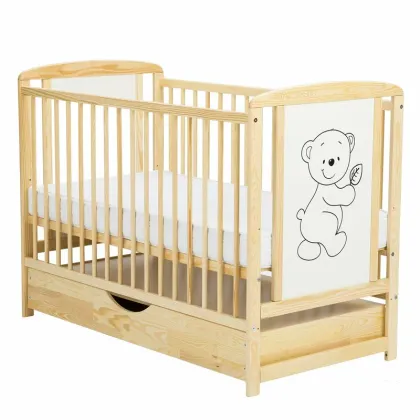 Patut din lemn bebe, 120x60 cm, Cu sertar cu capac, Din lemn de pin si mdf, Stabil si rezistent, Inaltime saltea reglabila pe 3 nivele, Laterala cu 3 bete detasabile, EN716-1, EN716-2, Natur, Babyneed