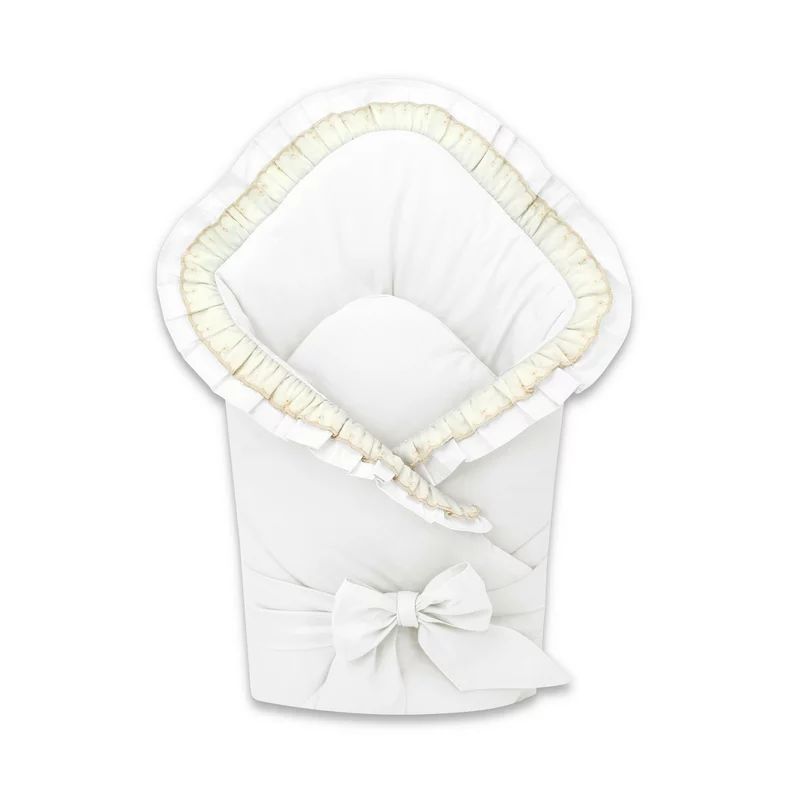 Paturica de infasat, MimiNu, Cu volanase si dantela, Cu multiple utilizari, Cu inchidere cu panglica, Dimensiune 75x75 cm, Din bumbac certificat Oeko Tex Standard 100, White