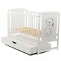 Patut din lemn bebe, 120x60 cm, Cu sertar cu capac, Din lemn de pin si mdf, Stabil si rezistent, Inaltime saltea reglabila pe 3 nivele, Laterala cu 3 bete detasabile, EN716-1, EN716-2, Alb, Babyneeds, Timmi - 8