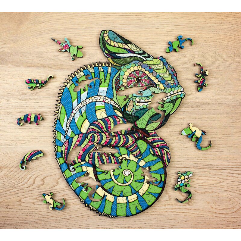 Ewa - puzzle din lemn, chameleon, 111 piese @
