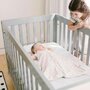 Ergobaby - Sac de dormit fara maneci Clasic , Daisies, din Bumbac, 0-6 luni - 1