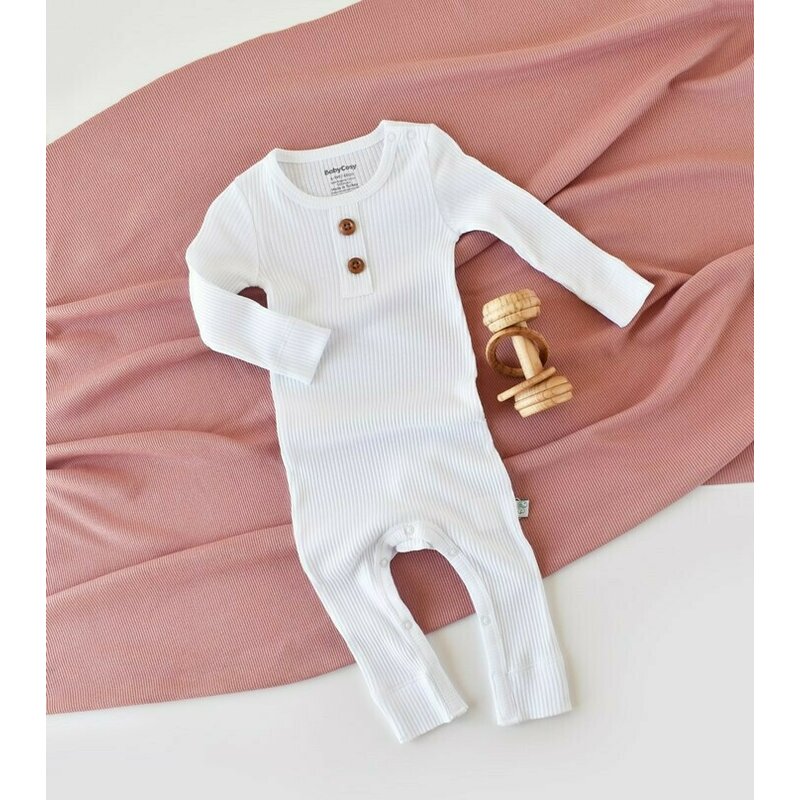 Babycosy - salopeta cu maneca lunga si panataloni lungi din bumbac organic si modal - alb (marime: 9-12 luni)