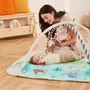 Salteluta interactiva, Lionelo, Anika, 8 jucarii senzoriale, detasabile, fosnaitoare, logopedice, Lavabila la masina, Husa din bambus, 116x112 cm, Multicolor - 8