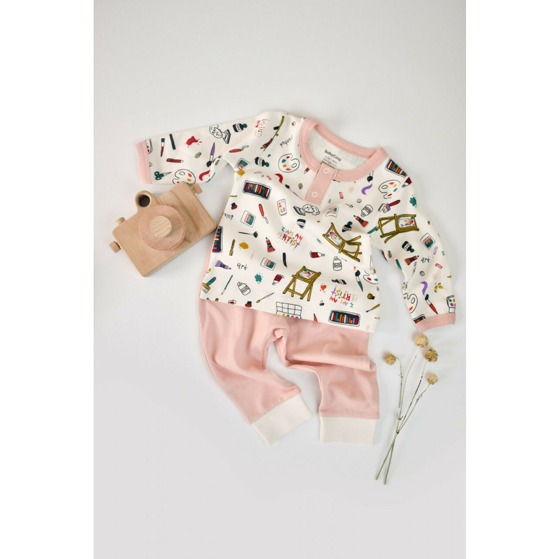 Set bluzita cu maneca lunga si nasturei si panataloni lungi, 100% bumbac organic, babycosy, pudra (marime: 9-12 luni)
