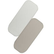 Set cearceafuri cu elastic, Lionelo, 70x28 cm, Pentru landouri si patutul co-sleeper Malin, Pentru saltele de max. 10 cm inaltime, Din bambus, Usor de spalat, 30 grade, Fara calcare, Ecologic, Alb/Bej