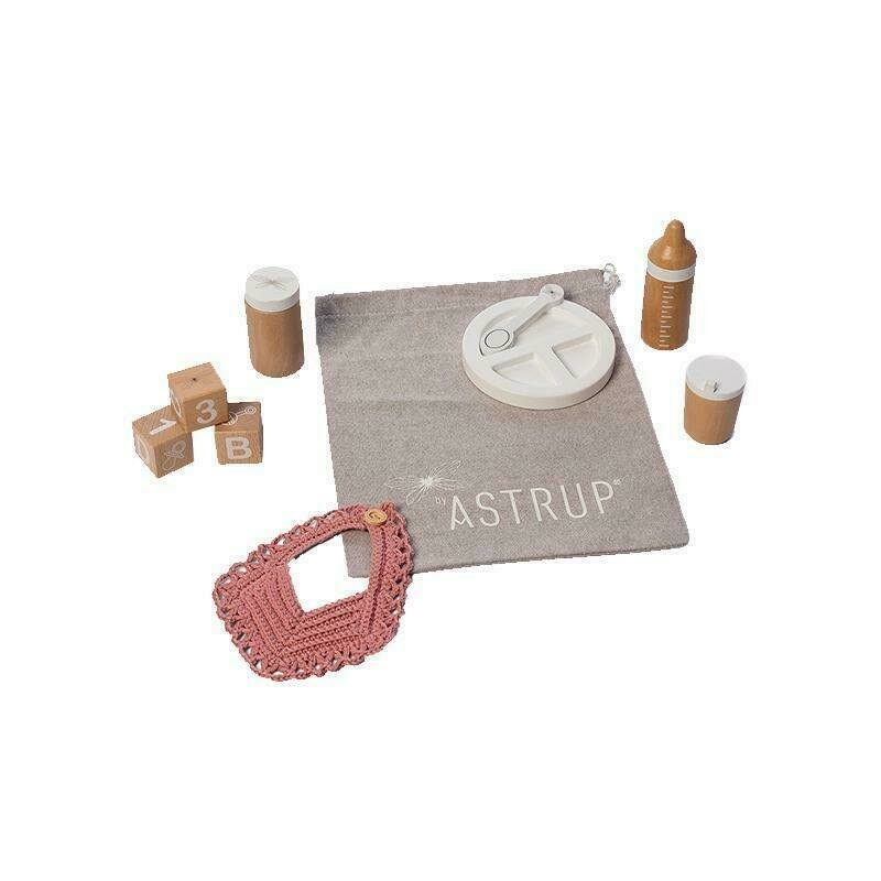 Byastrup - set hranire papusi, 9 piese inclusiv un saculet, +10 luni,