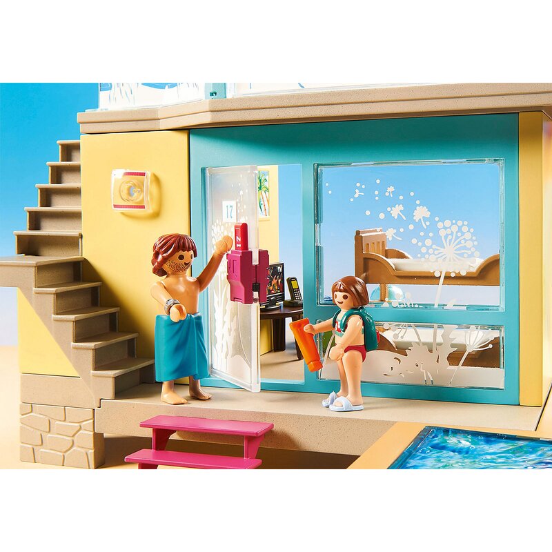 Playmobil - set de constructie vila cu piscina family fun