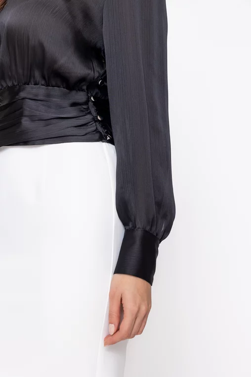 Bluză Caramel cu bandă încrețită neagră B4603 thumbnail picture - 