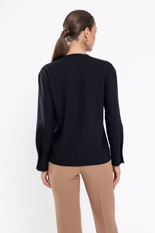 Bluză Caramel cu clape și nasturi neagră B4529 thumbnail picture - 