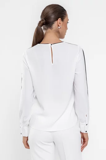 Bluză caramel cu detalii accentuate albă B4528
