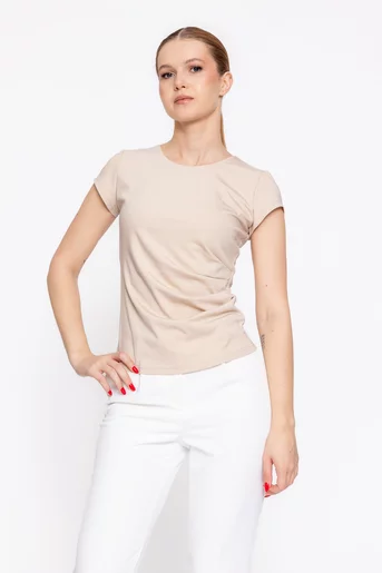 Bluză Caramel din tricot cu drapaj bej B4625