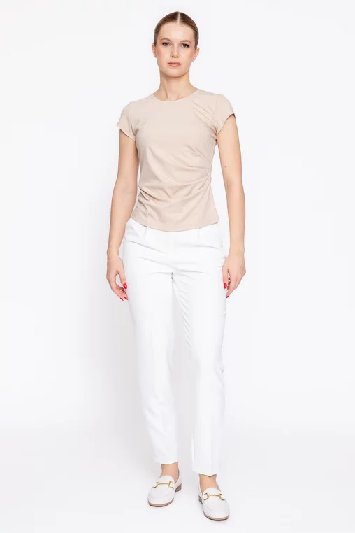 Bluză Caramel din tricot cu drapaj bej B4625 thumbnail picture - 