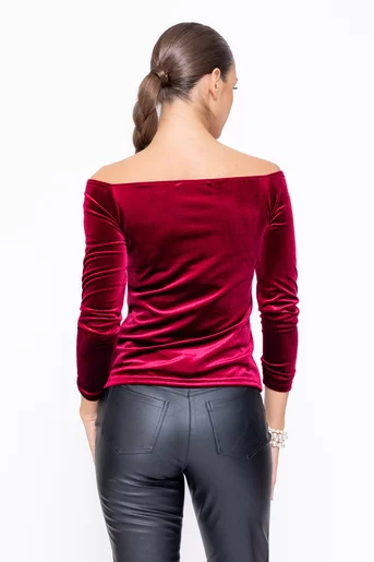 Bluză Caramel elegantă catifea burgundy cu accesoriu perlă  B4542