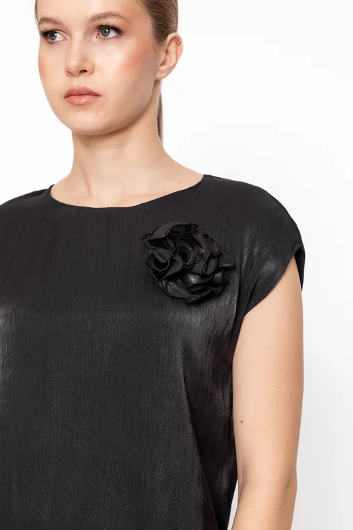Bluză Caramel elegantă cu floare neagră B4622 thumbnail picture - 