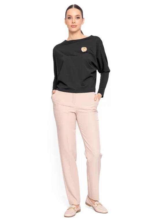 Bluză Caramel lejeră neagră cu mâneci chimono și broșă B4613 thumbnail picture - 