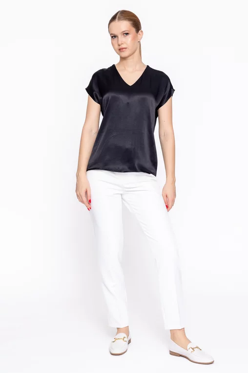 Bluza Caramel vâscoză satinată neagră B4624 thumbnail picture - 