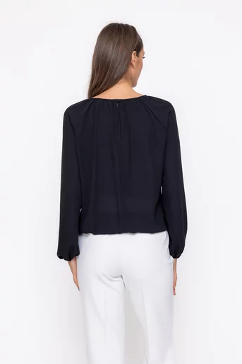 Bluză Caramel voal cu decolteul decorat neagră B4605
