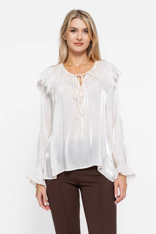 Bluză elegantă decorată cu mărgele crem BLO1001 thumbnail picture - 