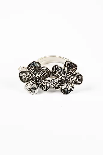 Curea metalică elastică cu 2 flori argintie C160805