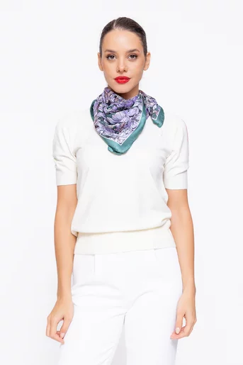 Eșarfă pătrată cu flori verde EGK1121