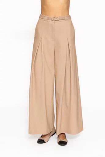Pantaloni bej largi cu curea și pliuri PKC60802