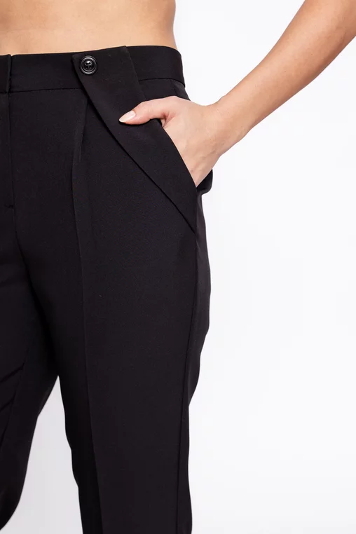 Pantaloni Caramel conici cu bandă decorativă negru P2608 thumbnail picture - 