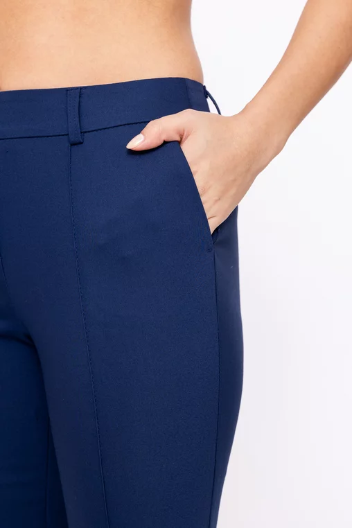 Pantaloni Caramel conici cu dungă cusută bleumarin P2602 thumbnail picture - 