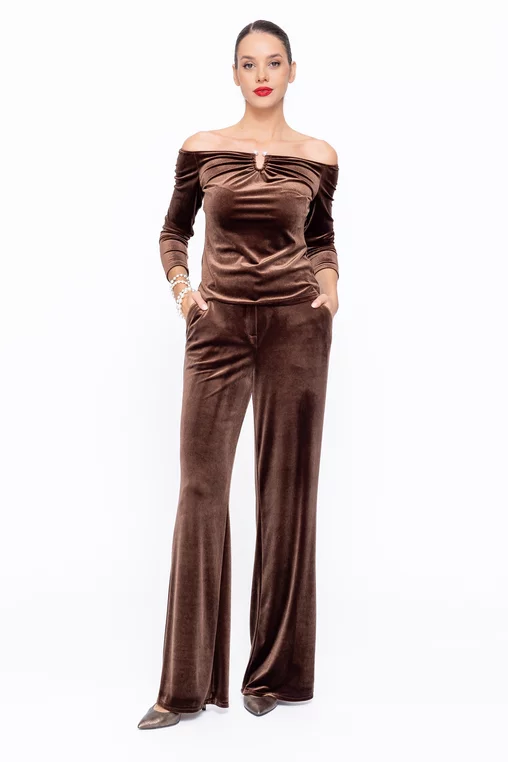 Pantaloni Caramel eleganti din catifea maro P2521 thumbnail picture - 