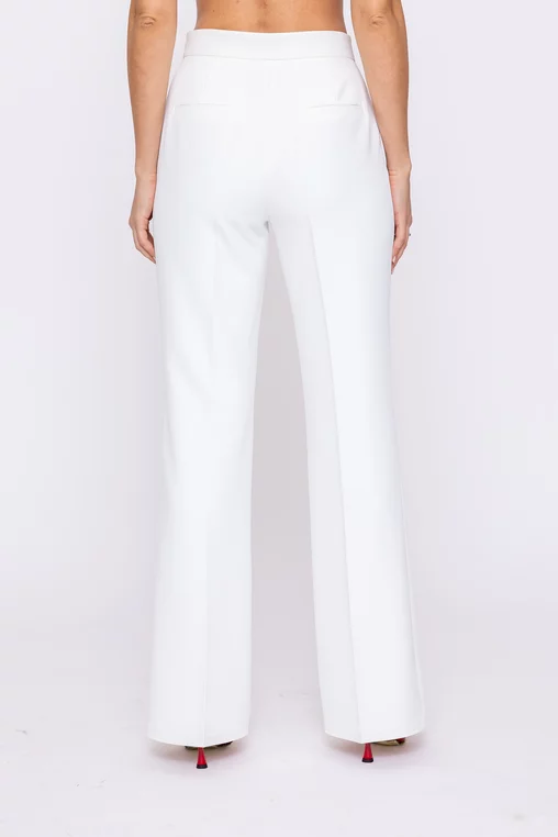 Pantaloni Caramel evazați cu un pliu stofă Mega ivory P2601 thumbnail picture - 