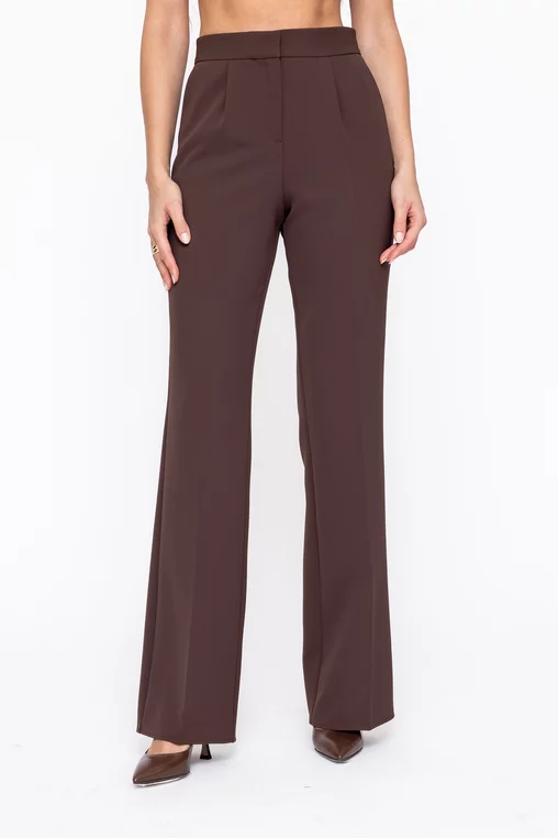 Pantaloni Caramel evazați cu un pliu stofă Mega maro P2601 thumbnail picture - 