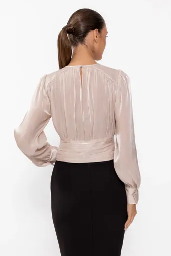 Bluză Caramel cu bandă încrețită crem B4645