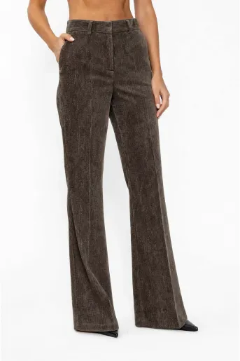 Pantaloni evazați din catifea maro P2626