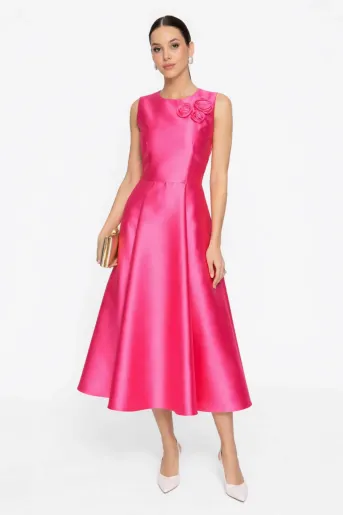 Rochie Caramel elegantă din tafta cu flori decorative fucsia R8620