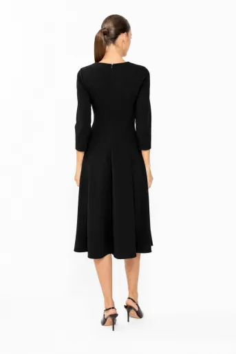 Rochie midi cu nod și clini decorativi neagră R8653